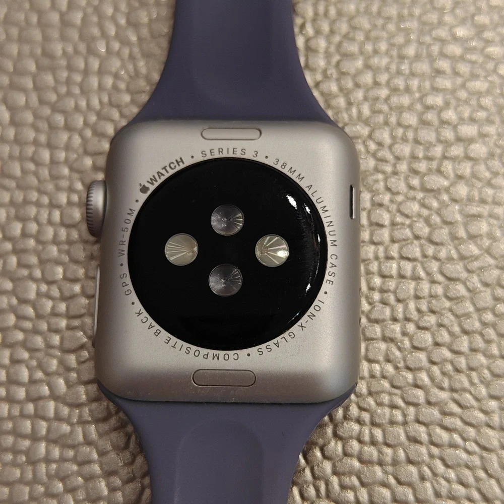 Apple Watch Series 3 - 38 MM Aluminum Case - GPS